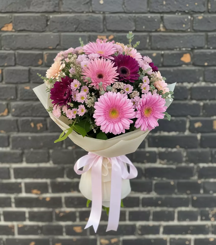 Букет цветов из: Герберы и Хризантемы в Уразово