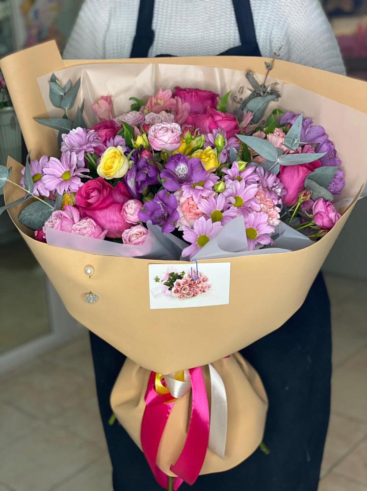 Букет цветов из: Хризантемы, Гвоздики и Альстромерии в Уразово