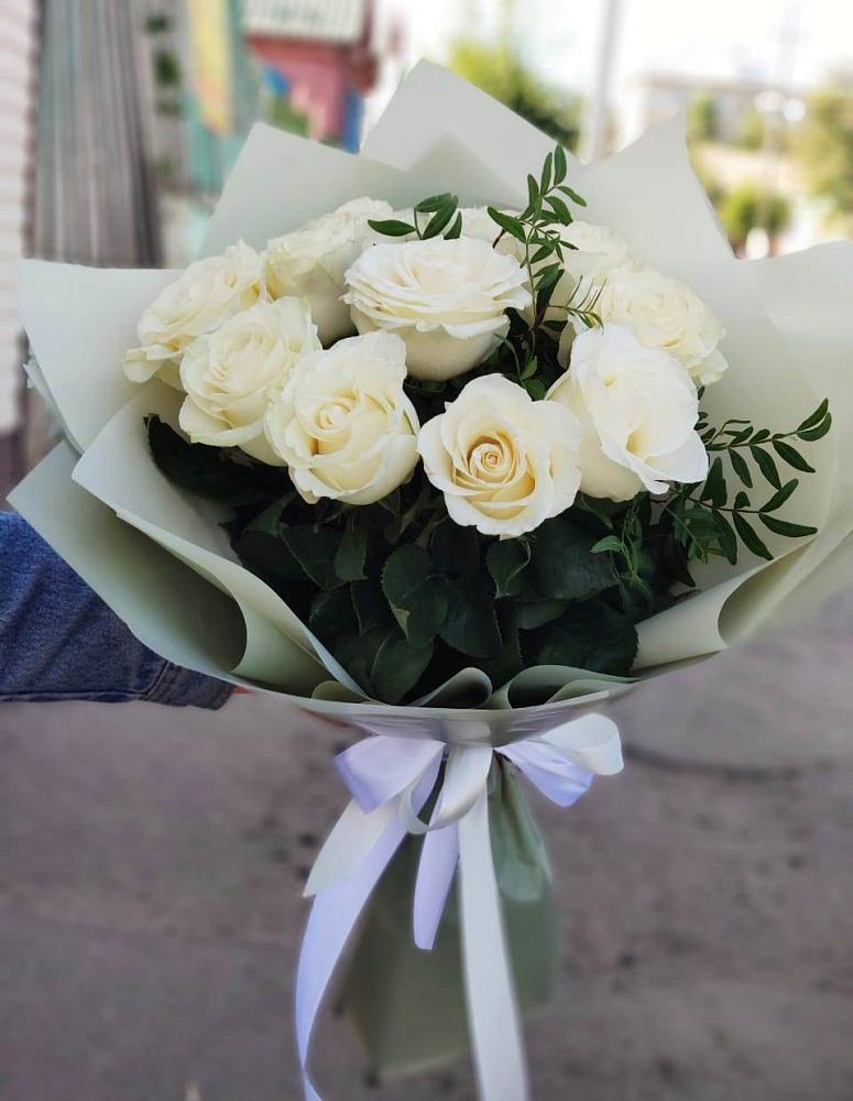 Букет Белые розы Проуд в Уразово