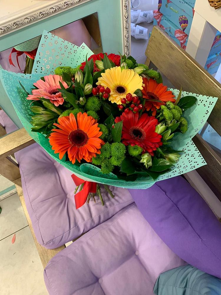 Букет цветов из: Герберы, Хризантемы и Альстромерии в Уразово