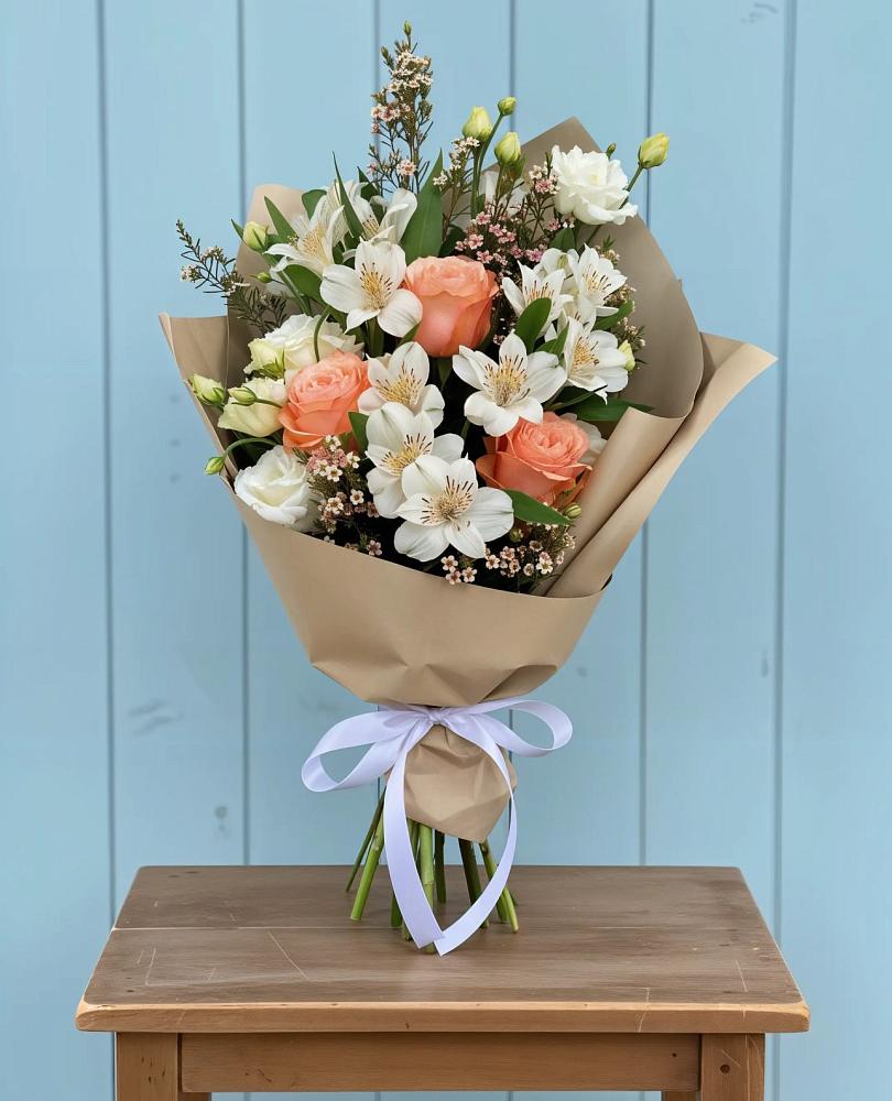 Букет цветов из: Альстромерии, Лизиантусы, Розы и Хризантемы в Уразово